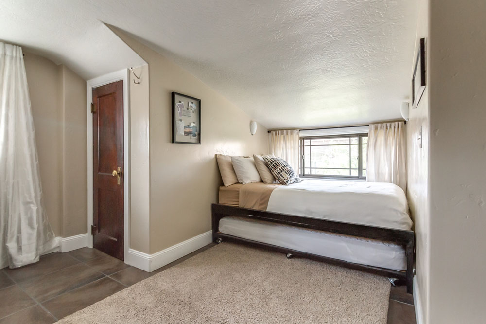 Aspenwood Manor Bavarian Loft